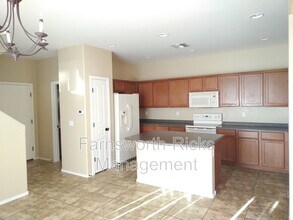 619 S Buena Vista Ave in Gilbert, AZ - Building Photo - Building Photo