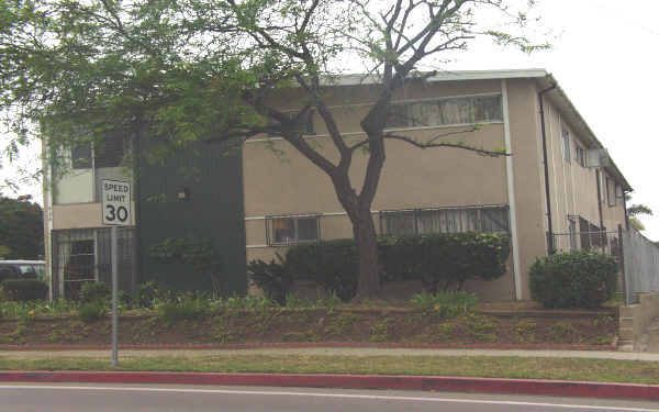 424 E Division St in National City, CA - Building Photo - Building Photo