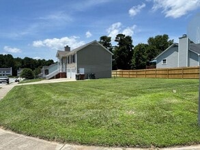307 Mt Olive Dr in Greensboro, NC - Building Photo - Building Photo