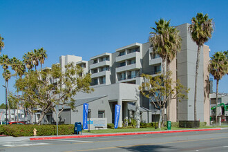 Summercrest Apartments in National City, CA - Building Photo - Building Photo