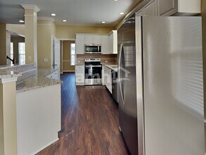 1213 Travelers Pl in Hermitage, TN - Foto de edificio - Building Photo