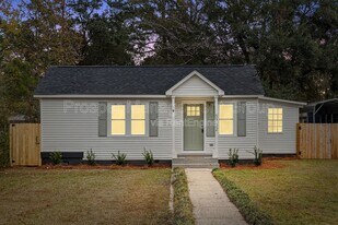 5732 Allison Ave in Hanahan, SC - Building Photo
