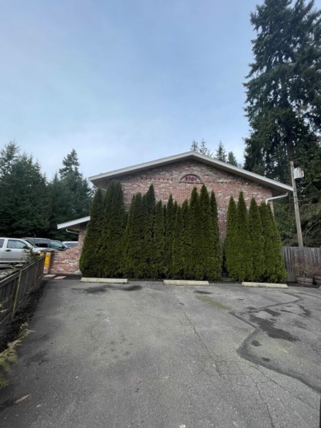 5701 200th St SW in Lynnwood, WA - Building Photo - Building Photo