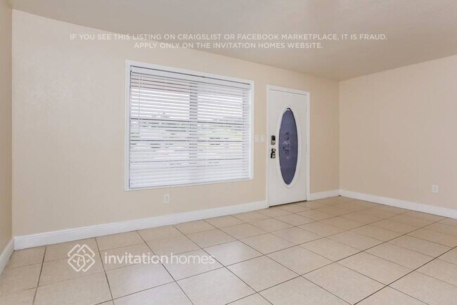 1360 NW 173rd Terrace in Miami, FL - Building Photo - Building Photo