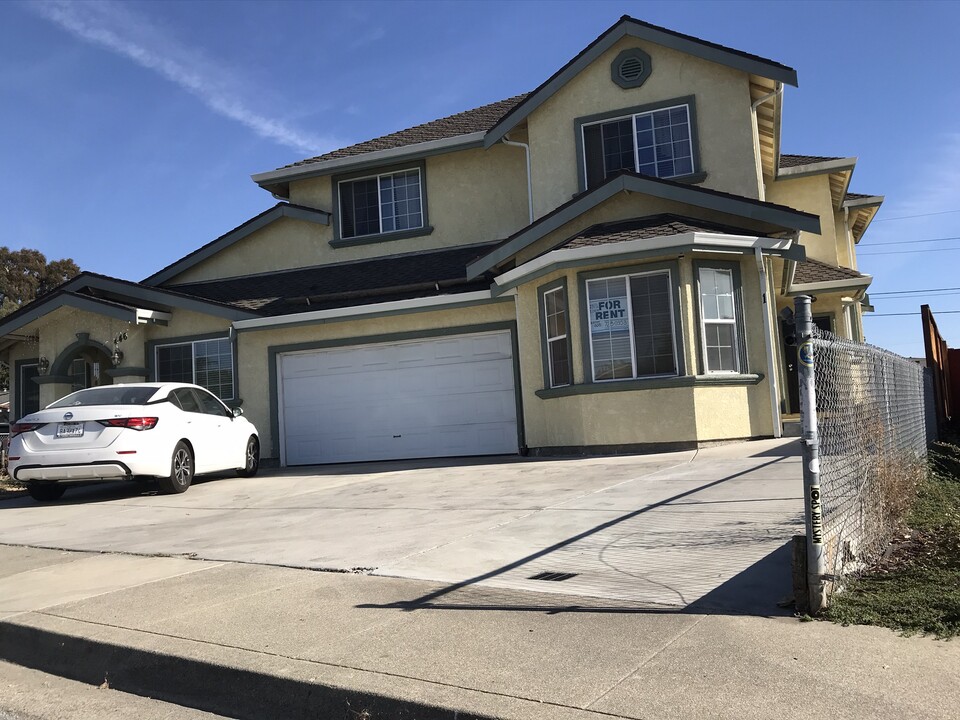 446 Gross St, Unit 1 in Milpitas, CA - Foto de edificio