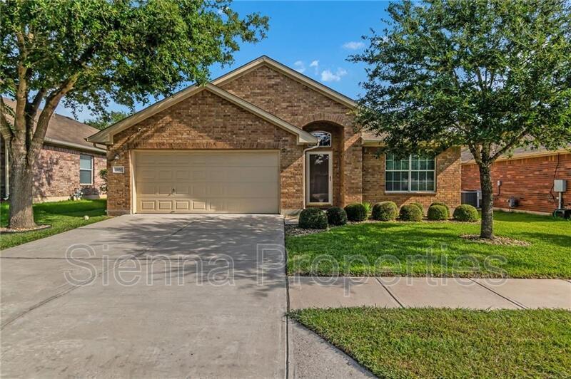 1480 Stone Rim Loop in Buda, TX - Building Photo