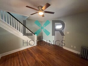 304 Berbro St in Darby, PA - Building Photo - Building Photo