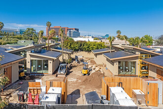 Carmelina Cottages in Los Angeles, CA - Building Photo - Building Photo