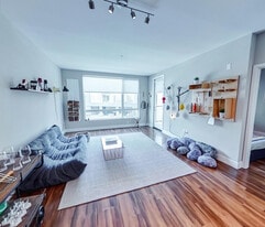 54 Saratoga Ave in Santa Clara, CA - Building Photo