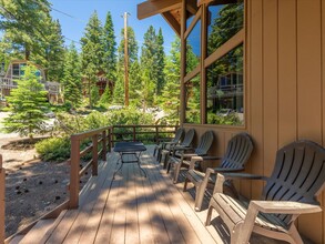 372 Rim Dr in Tahoe Vista, CA - Building Photo - Building Photo