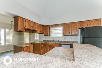 810 N Walnut Bend Rd in Memphis, TN - Building Photo - Building Photo