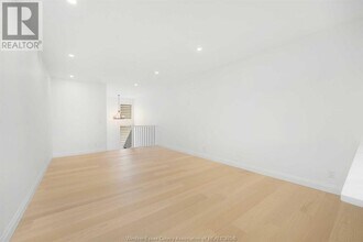 354 Bouffard Rd in Windsor, ON - Building Photo - Building Photo