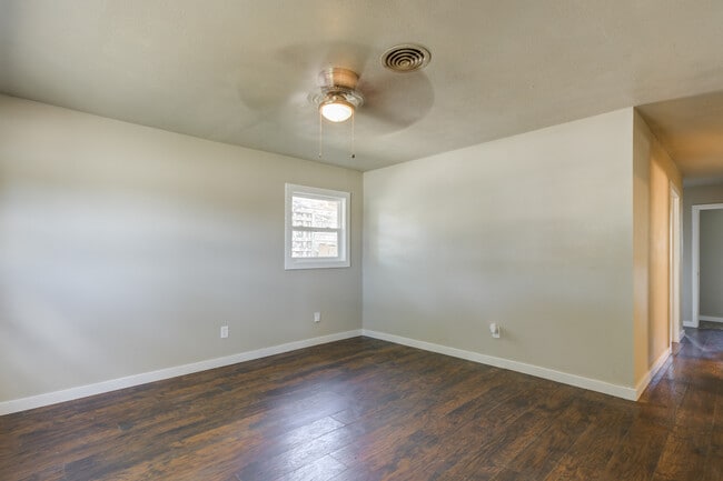 1702 E 2nd St in Lubbock, TX - Building Photo - Building Photo