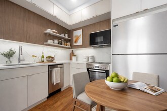 2715 Fulton St, Unit 608 in Brooklyn, NY - Building Photo - Building Photo