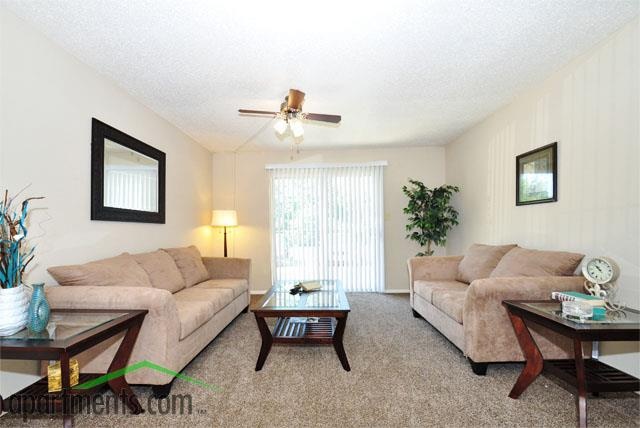 Brentwood Estates in Montgomery, AL - Foto de edificio
