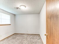 2524 Boxwood Ave photo'