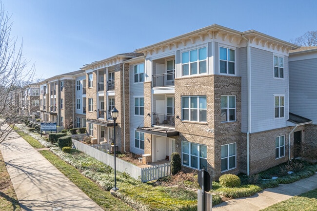 Overture Cotswold 55+ Active Adult Apartment Homes