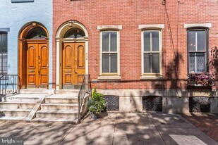 404 S 22nd St in Philadelphia, PA - Building Photo