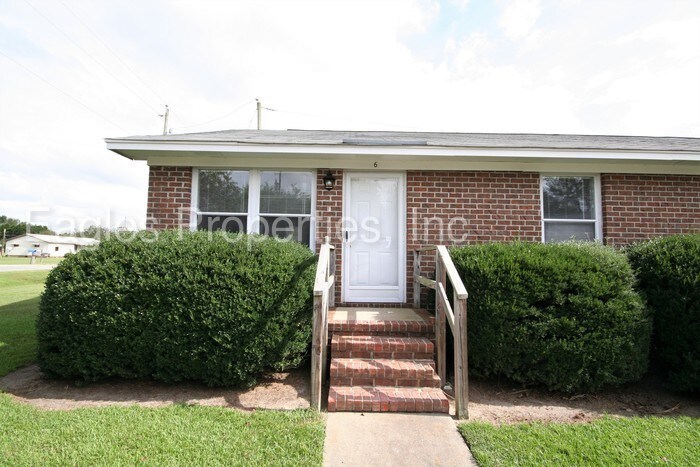106 Gurley Ave-Unit -2 in Goldsboro, NC - Building Photo