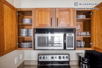 1406 Western Ave in Seattle, WA - Building Photo - Building Photo