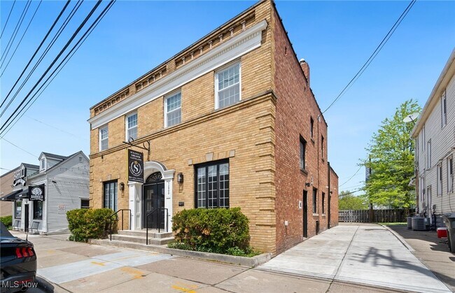 12900 Madison Ave in Lakewood, OH - Building Photo - Building Photo