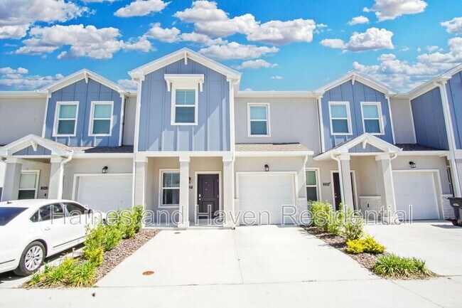 property at 2537 Skyline Lp