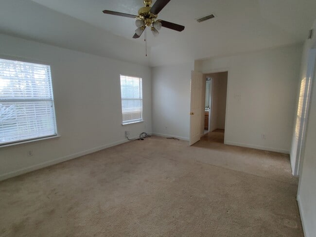 property at 101 Yewleaf Dr