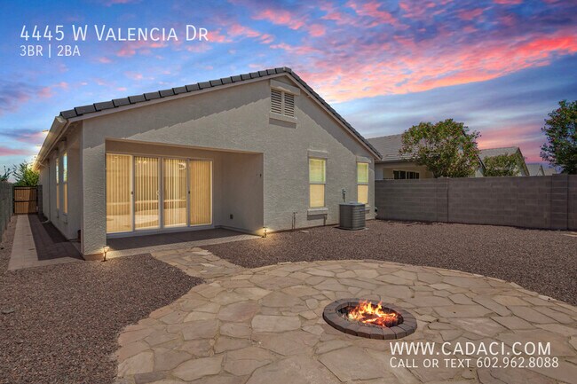 4445 W Valencia Dr in Phoenix, AZ - Building Photo - Building Photo