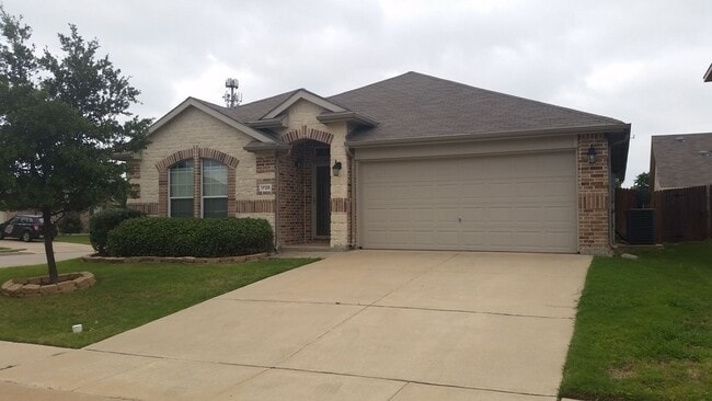 property at 1728 Quail Grove Dr
