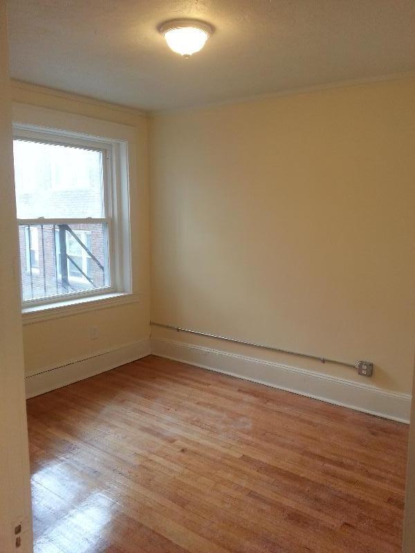 1607 Commonwealth Ave, Unit 14 in Boston, MA - Foto de edificio - Building Photo