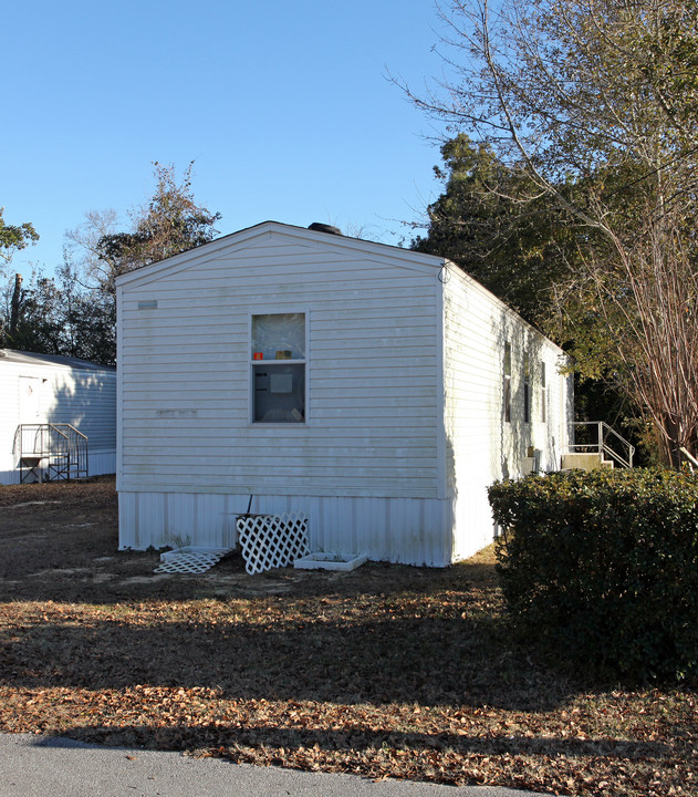 Palafox Mobile Home Estates in Pensacola, FL - Foto de edificio