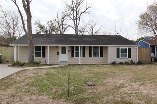 6517 Sivley St in Houston, TX - Building Photo