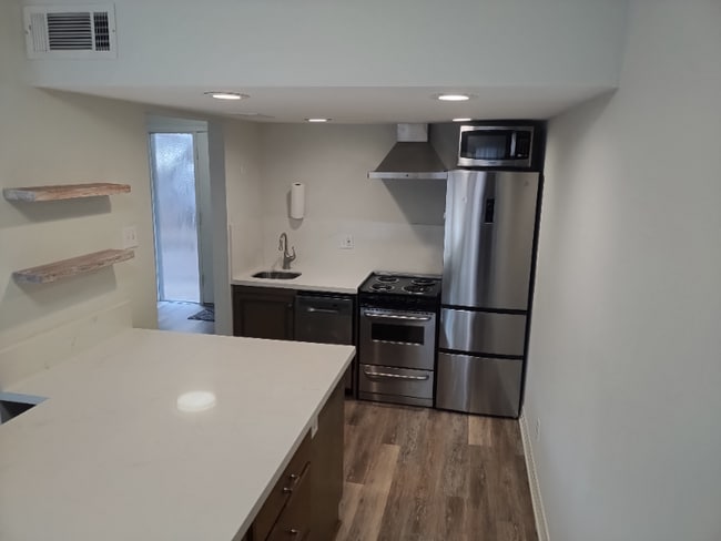 8802 Ilona Ln in Houston, TX - Building Photo - Building Photo
