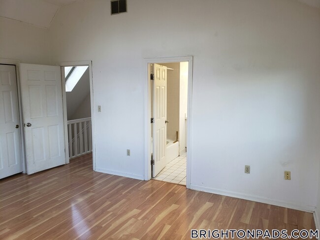 11 Etna St, Unit 11 in Boston, MA - Building Photo - Building Photo