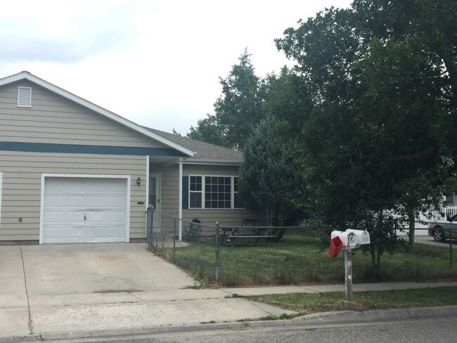 property at 127 Hunters Way