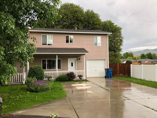 property at 11991 Amazing Dr