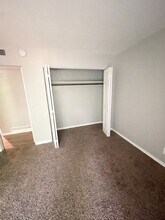 425 E Fountain Pl in Manitou Springs, CO - Building Photo - Building Photo