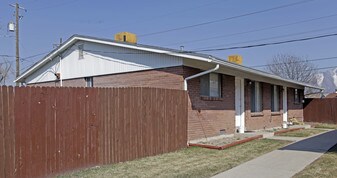4596 S 1300 E in Salt Lake City, UT - Building Photo