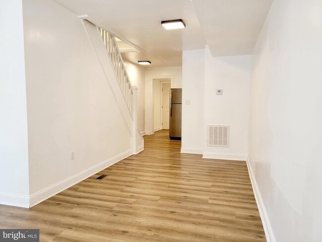 128 E Pall Mall St in Winchester, VA - Foto de edificio - Building Photo