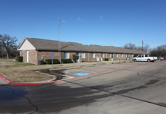 Charles Haddock Manor in Balch Springs, TX - Building Photo - Building Photo