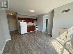 135 James St S in Hamilton, ON - Building Photo - Building Photo