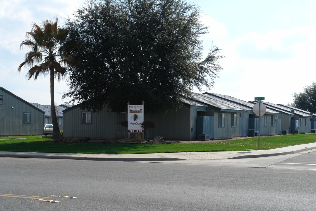 Sandlewood One Apartments in Delano, CA - Foto de edificio