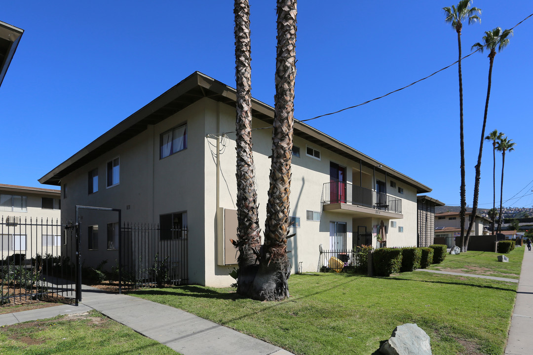 Lanai Village Apartments in Spring Valley, CA - Building Photo