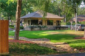 1414 April Villa W, Unit D in Montgomery, TX - Building Photo - Building Photo