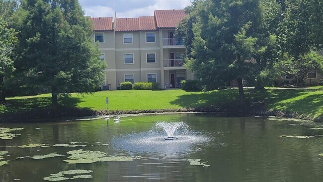 3008 Parkway Blvd in Kissimmee, FL - Foto de edificio - Building Photo
