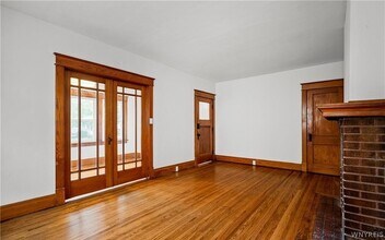 33 Harding Rd in Buffalo, NY - Building Photo - Building Photo