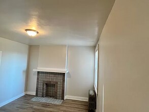 2116 Bedford Ave in Pittsburgh, PA - Building Photo - Building Photo
