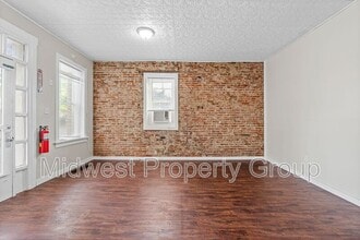 1101 N 2nd St in St. Charles, MO - Building Photo - Building Photo