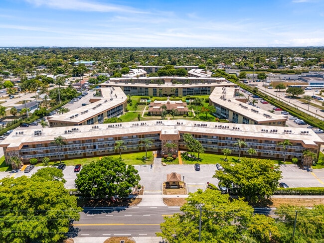 property at 500 Village Green Cir E