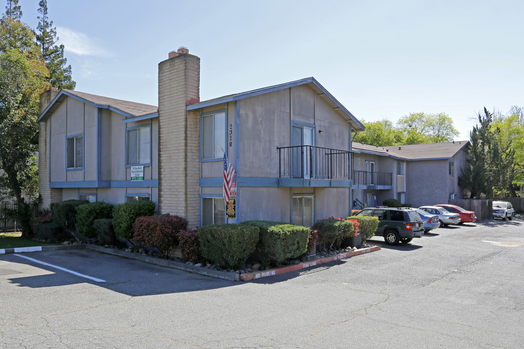 Winsdale Apartments in Sacramento, CA - Foto de edificio